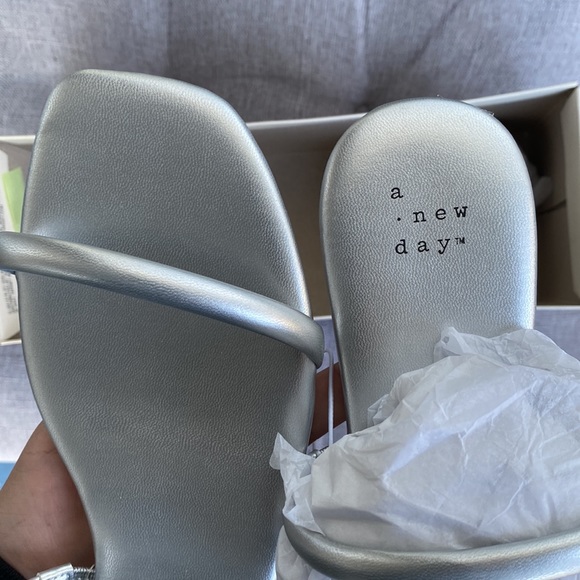 NWT A New Day Sandals - 2 pack - Picture 4 of 7